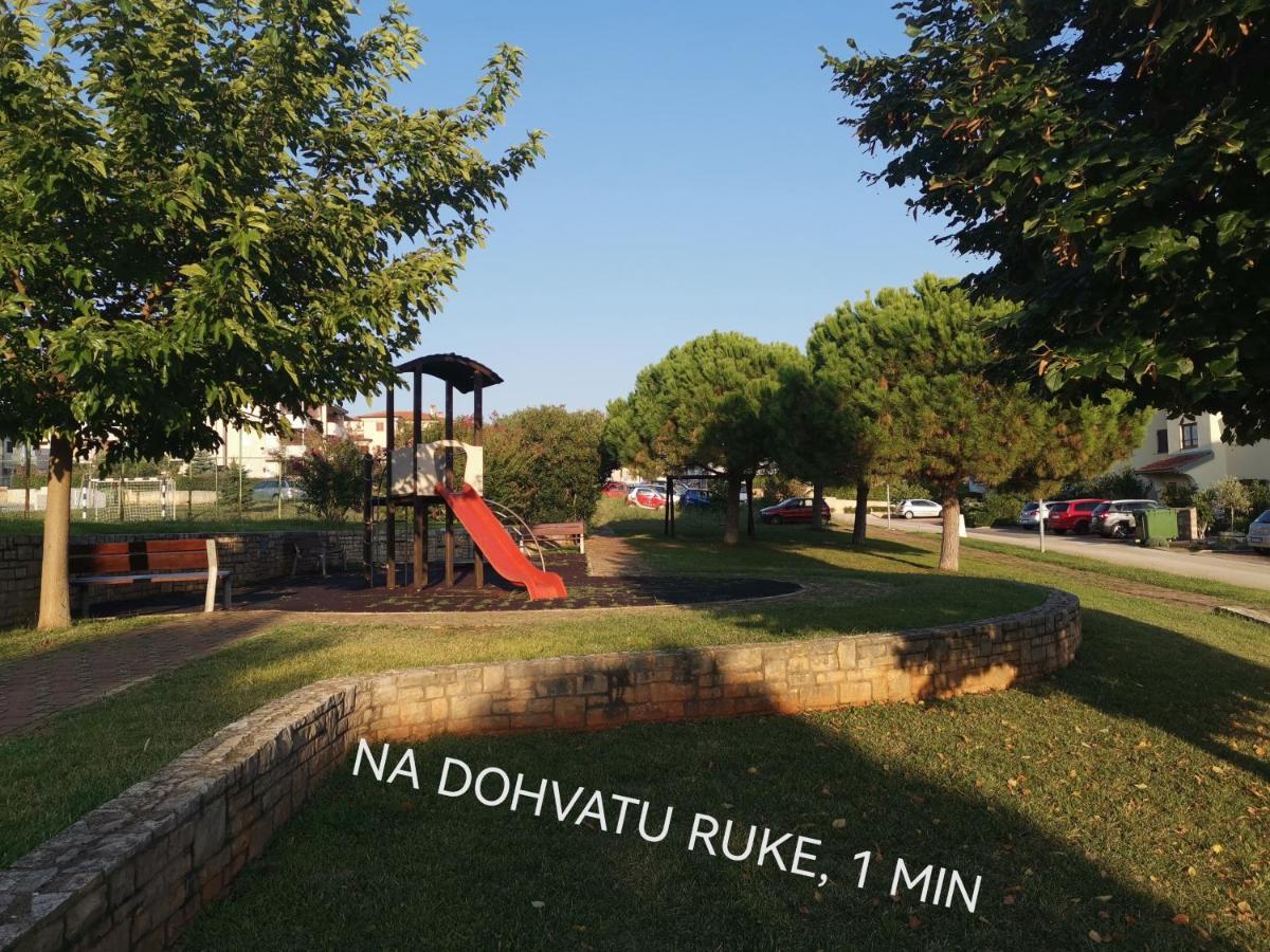 Apartman Hola Novigrad Istria Exterior foto