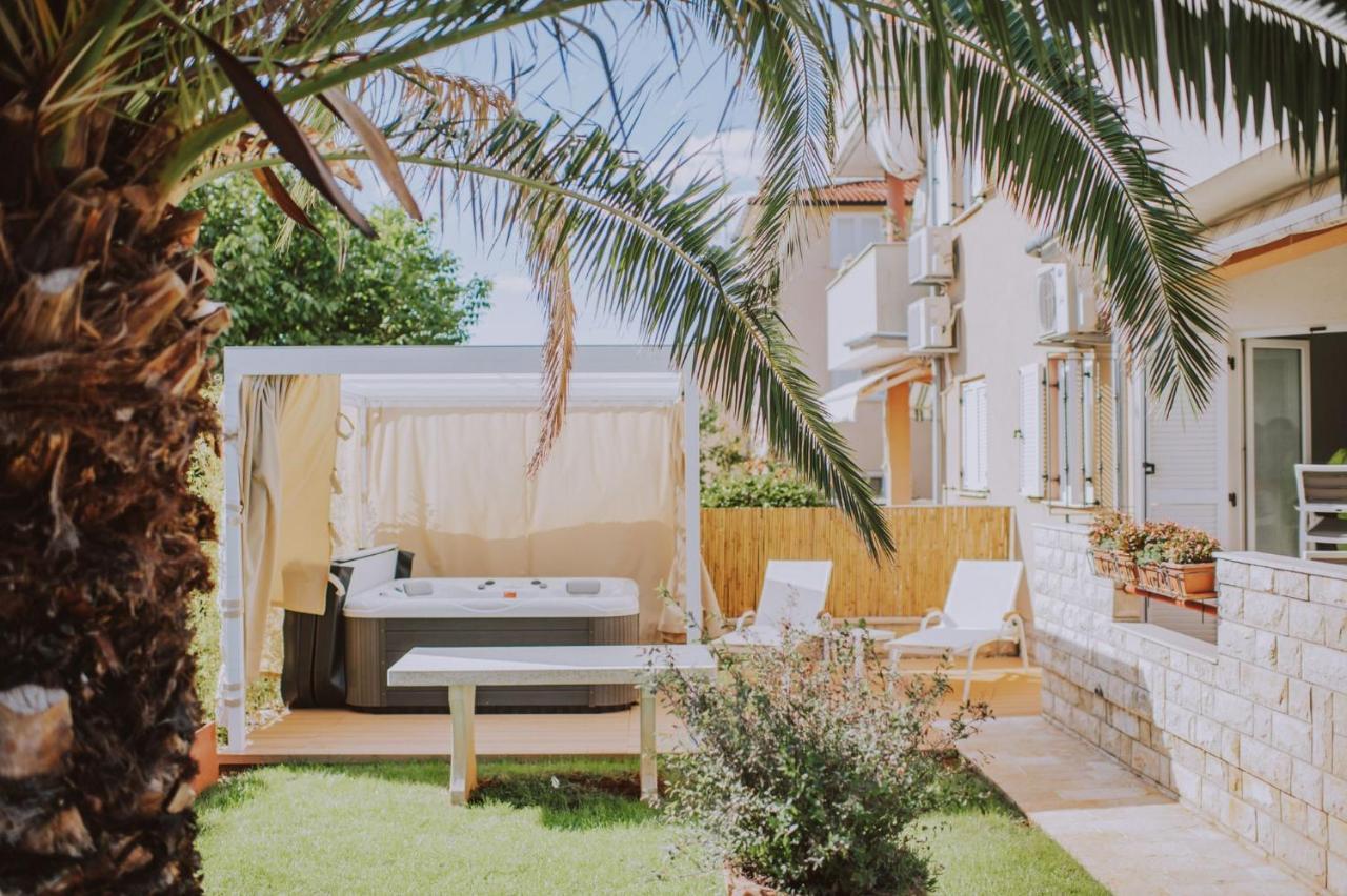Apartman Hola Novigrad Istria Exterior foto